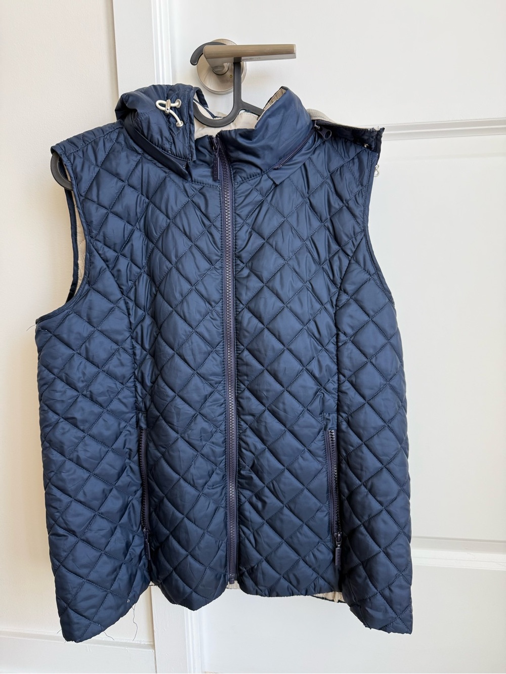 Etage Quilted Puffer Vest in Navy Blue